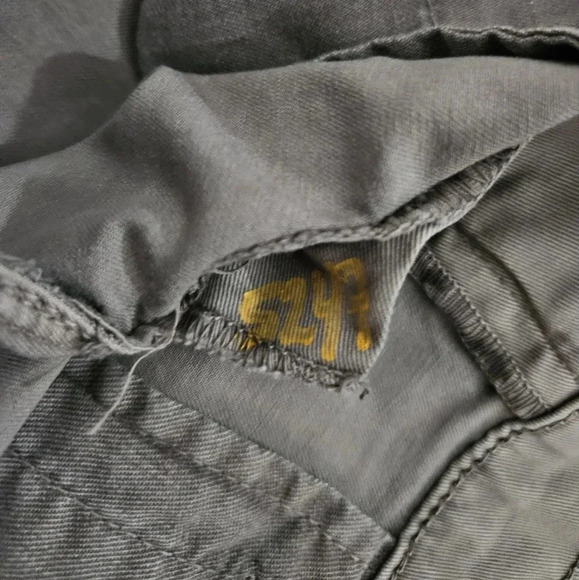 L'Agence Audrey‎ Mid-Rise Denim Cut-Off Jean Shorts NWT Size 25 grey - Picture 5 of 5